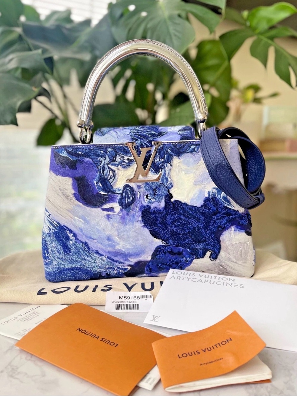 LOUIS VUITTON Arty Capucines MM Bag X Donna Huanca - M59168 - RARE-  #76/200 -